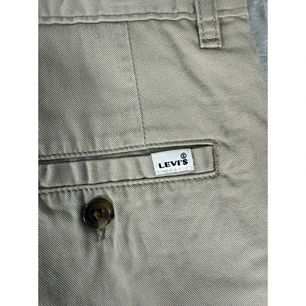 Levi's Premium Pants Men's 25x30 Tan Chino‎ NWT